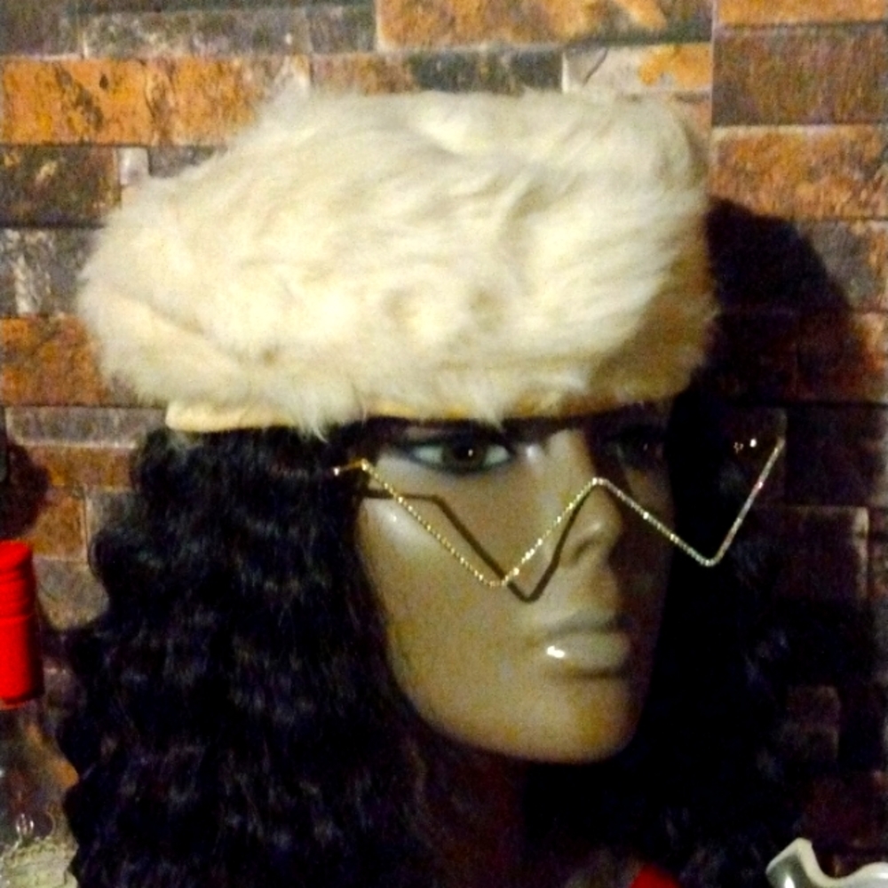 Off white vintage RabbitFur hat